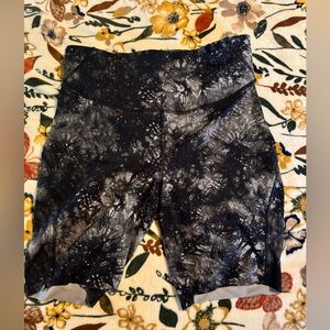 Lululemon biker shorts